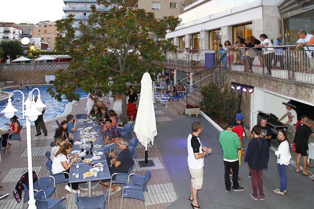 Hotel Esplai Калея Екстериор снимка