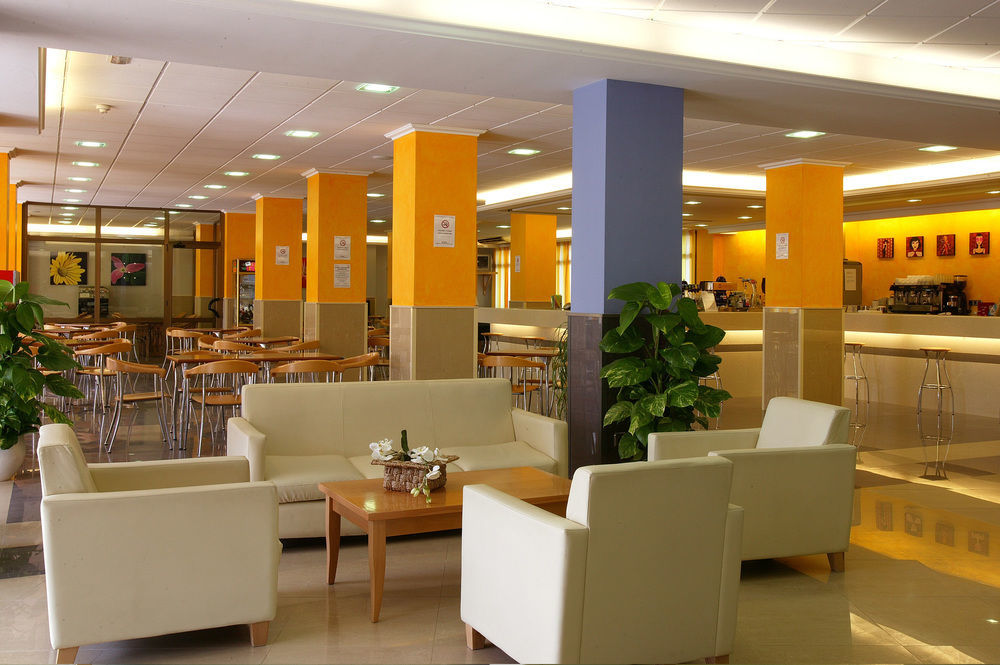 Hotel Esplai Калея Екстериор снимка